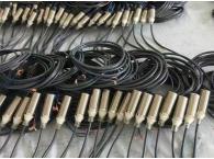 CẢM BIẾN E2B-M30LN20-WP-B1